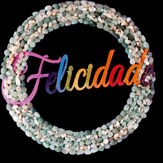 Símbolo Felicidade Pedras Naturais 35 cm